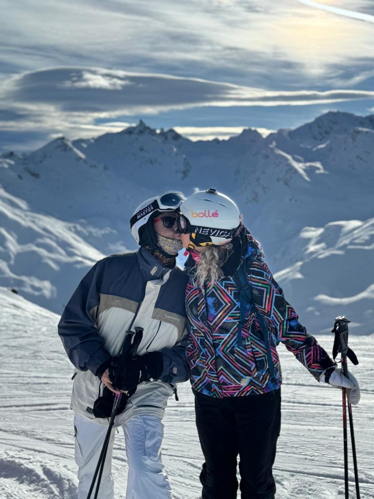 76b0ca63-3106-4c33-abe1-11512ada9298